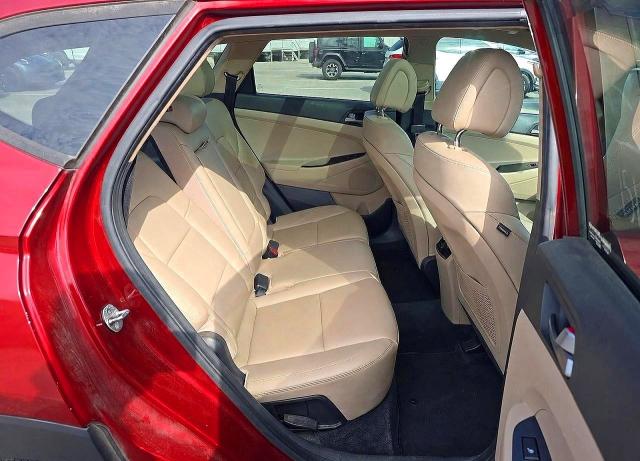 55464396 :رقم المزاد ، KM8J33A21GU080064 vin ، 2016 Hyundai Tucson مزاد بيع