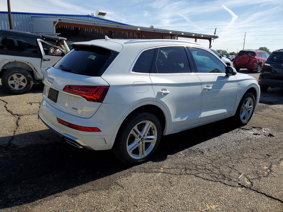 54149016 :رقم المزاد ، WA1E2AFY2M2046243 vin ، 2021 Audi Q5 E مزاد بيع