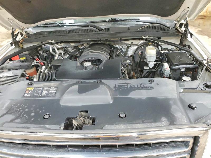 52886666 :رقم المزاد ، 1GKS2HKC3FR554585 vin ، 2015 Gmc Yukon Xl مزاد بيع