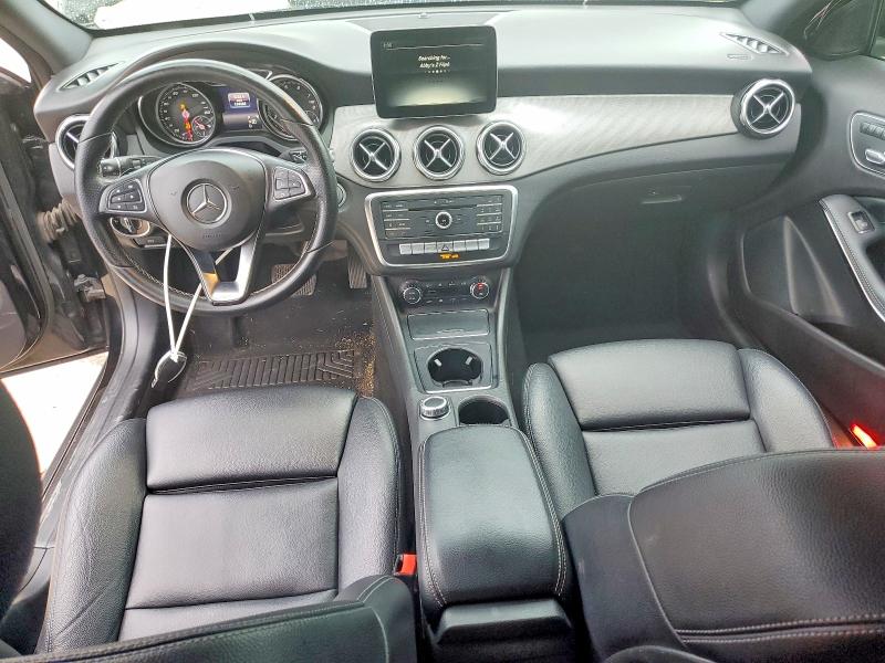 2018 Mercedes-benz Gla მანქანა იყიდება აუქციონზე, vin: WDCTG4EB0JJ455317, აუქციონის ნომერი: 54213276