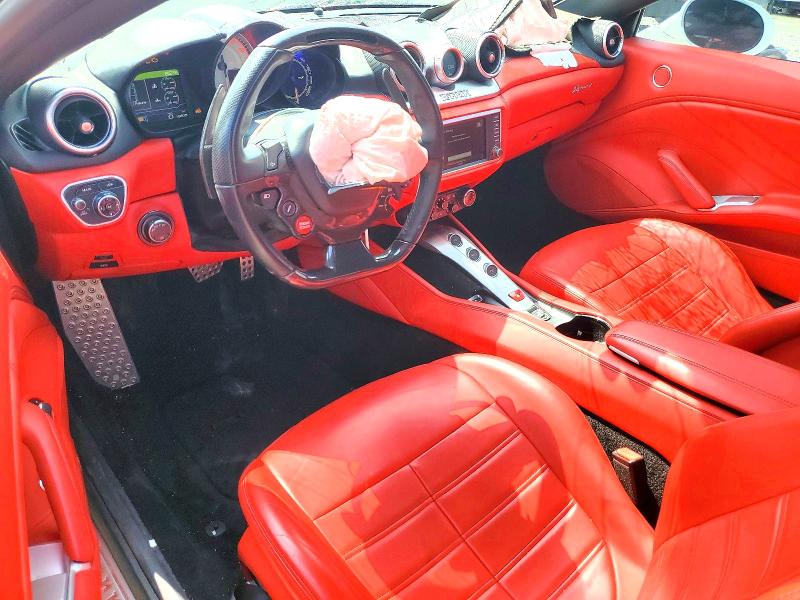 2017 Ferrari California T მანქანა იყიდება აუქციონზე, vin: ZFF77XJA1H0221016, აუქციონის ნომერი: 52056646
