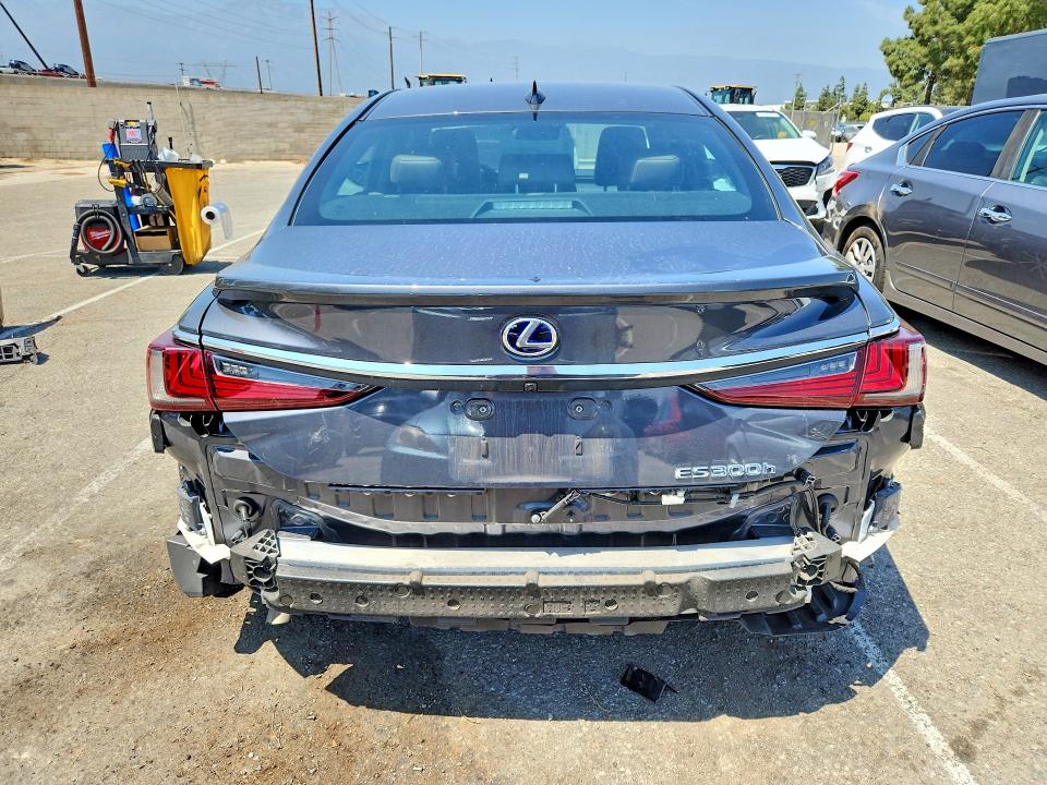 2022 Lexus Es 300h მანქანა იყიდება აუქციონზე, vin: 58ADA1C13NU024452, აუქციონის ნომერი: 53238976