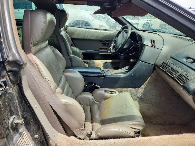 Продажа на аукционе авто 1991 Chevrolet Corvette, vin: 1G1YY2381M5100537, номер лота: 52357356