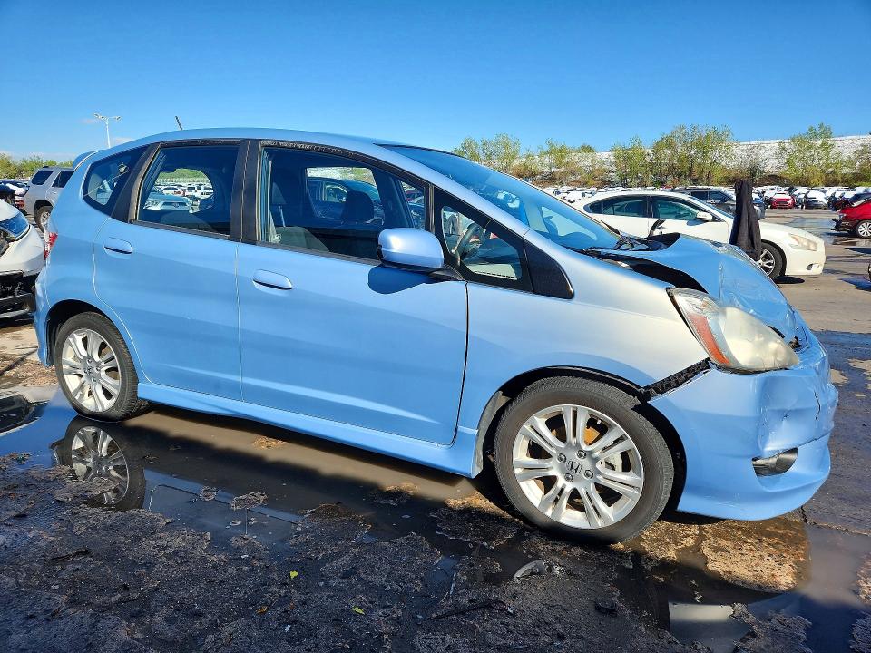 52494016 :رقم المزاد ، JHMGE88409S072936 vin ، 2009 Honda Fit مزاد بيع