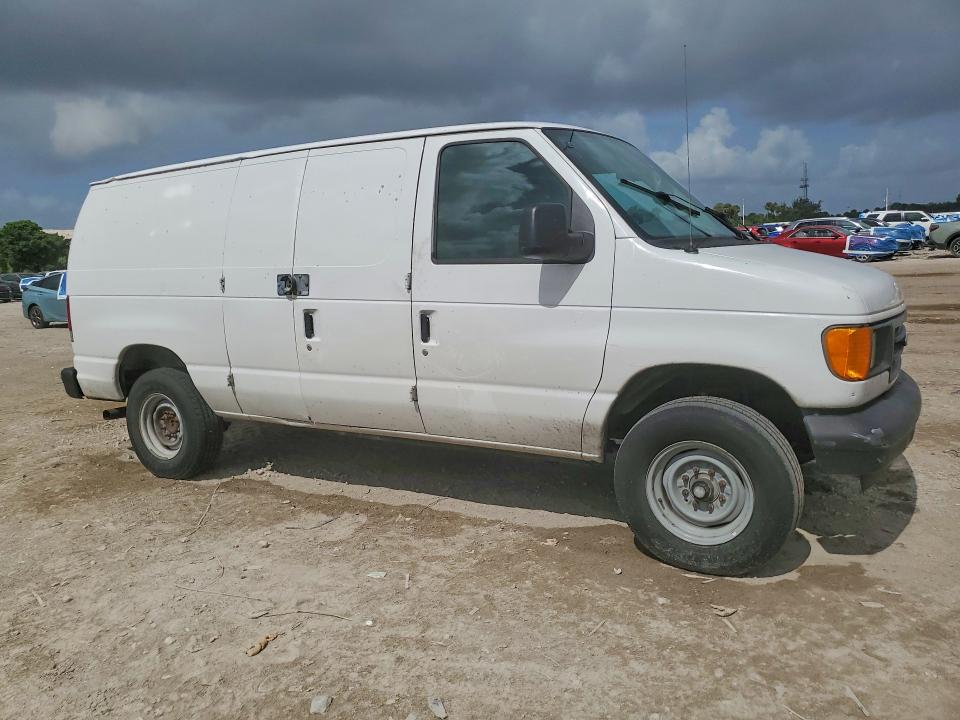 54851706 :رقم المزاد ، 1FTNE24L64HB31805 vin ، 2004 Ford Econoline مزاد بيع