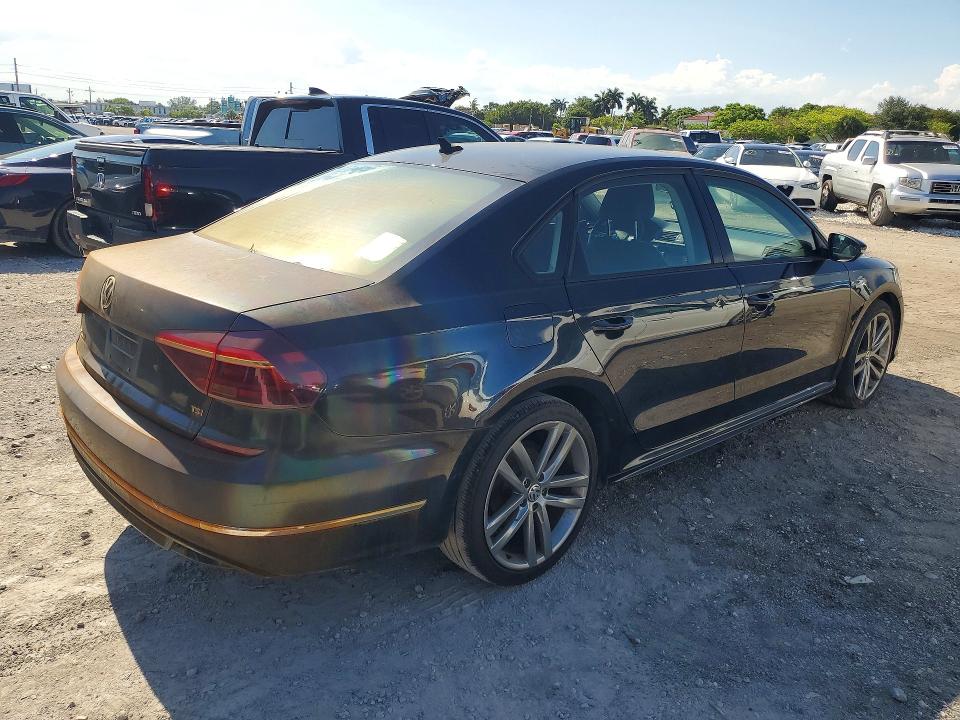 Продаж на аукціоні авто 2018 Volkswagen Passat, vin: 1VWAA7A33JC028410, номер лоту: 53996076