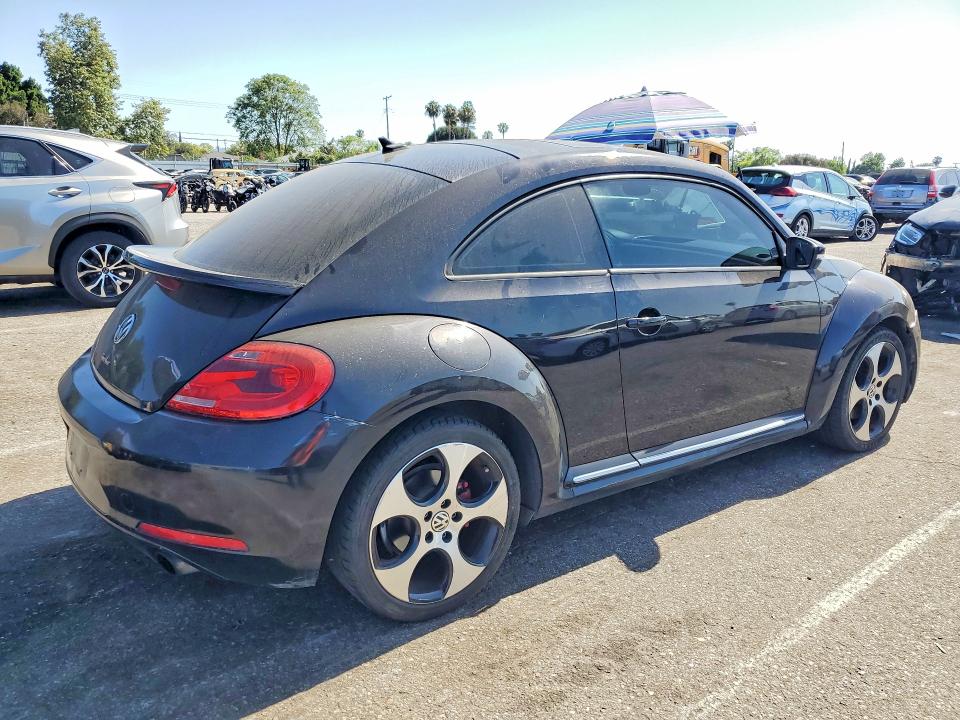 2012 Volkswagen Beetle მანქანა იყიდება აუქციონზე, vin: 3VWVA7AT1CM628300, აუქციონის ნომერი: 54472896