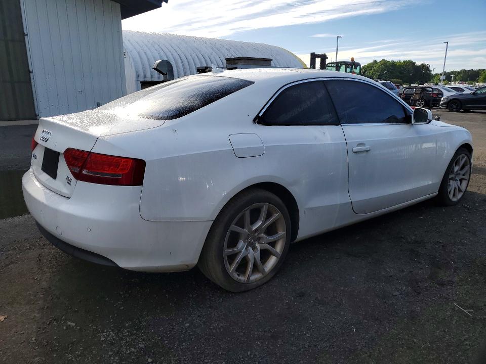 54669606 :رقم المزاد ، WAULFAFR3CA037496 vin ، 2012 Audi A5 مزاد بيع