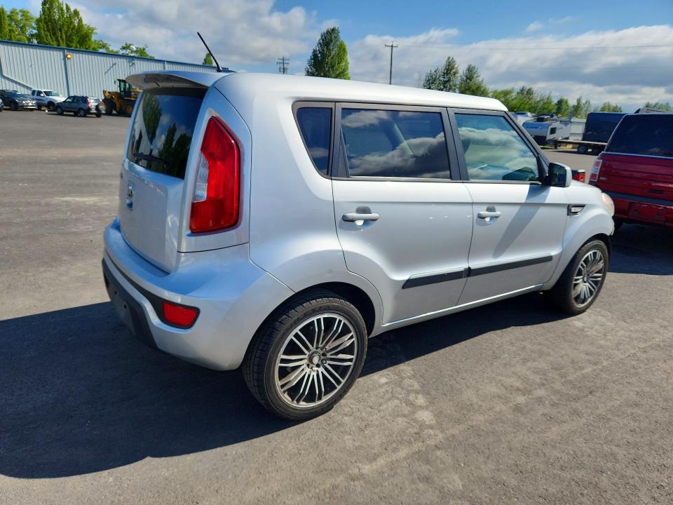 54856266 :رقم المزاد ، KNDJT2A58D7761910 vin ، 2013 Kia Soul مزاد بيع