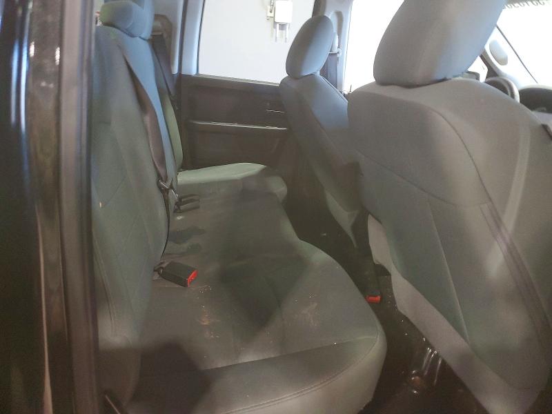 53159556 :رقم المزاد ، 1C6RR7FG2JS285226 vin ، 2018 Ram 1500 مزاد بيع