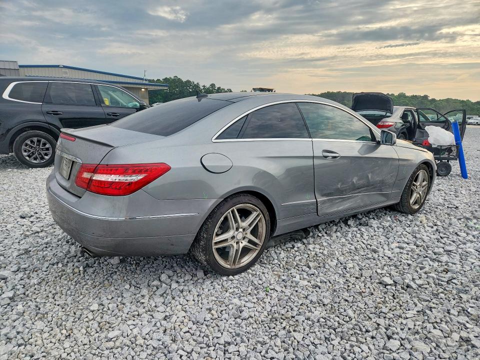 Продажа на аукционе авто 2013 Mercedes-benz E, vin: WDDKJ5KB7DF198327, номер лота: 54329146