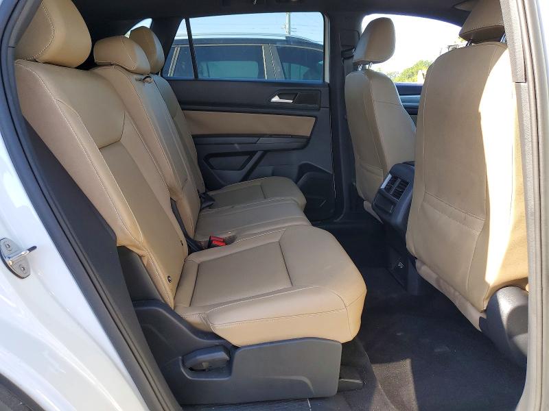 54516936 :رقم المزاد ، 1V26E2CA4LC220660 vin ، 2020 Volkswagen Atlas Cross Sport مزاد بيع