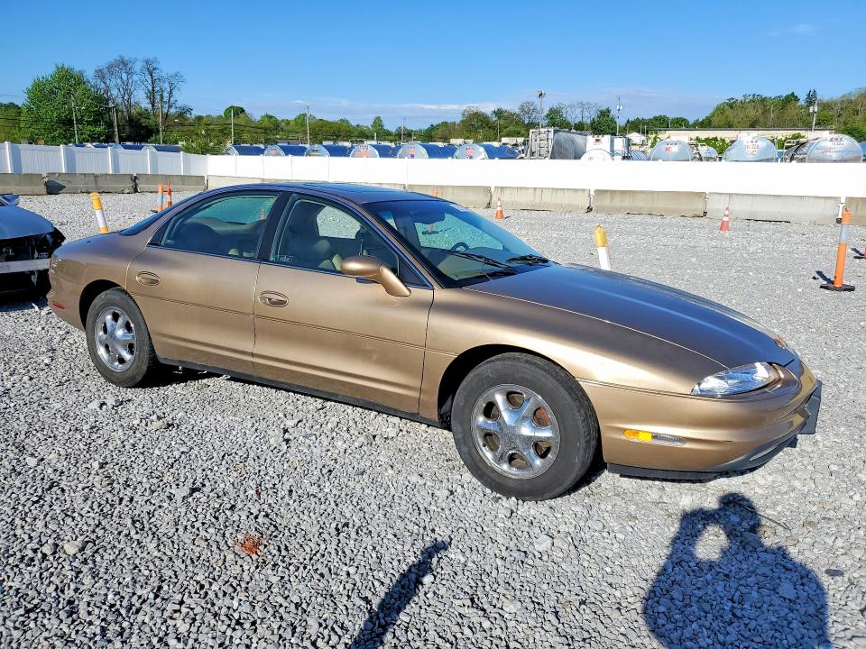 52910596 :رقم المزاد ، 1G3GR62C5W4106251 vin ، 1998 Oldsmobile Aurora مزاد بيع