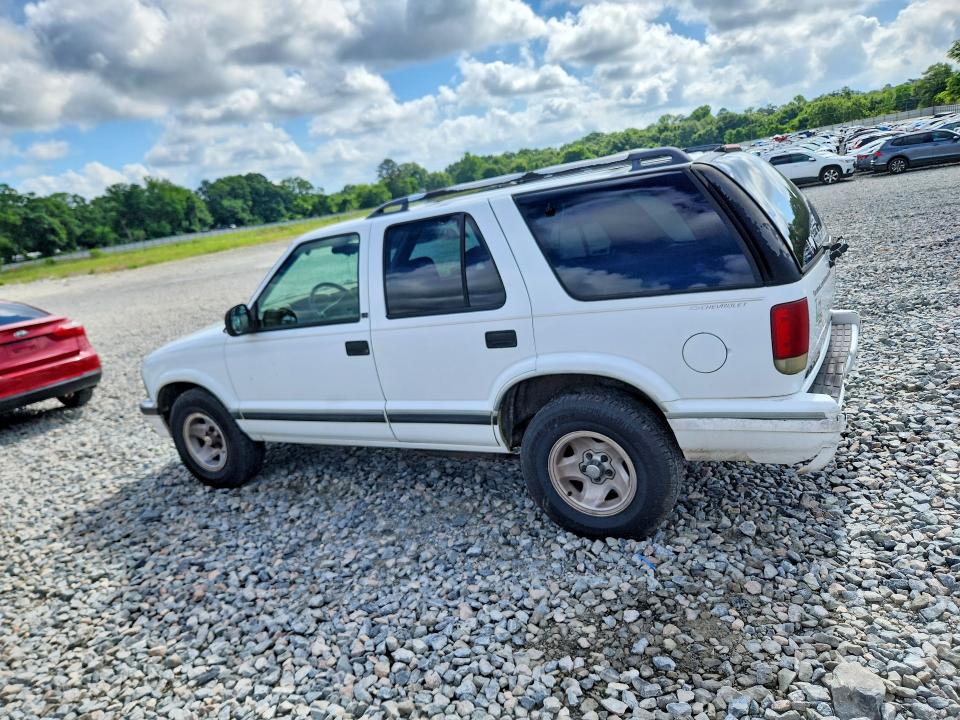 53589826 :رقم المزاد ، 1GNCS13W0V2116802 vin ، 1997 Chevrolet Blazer مزاد بيع