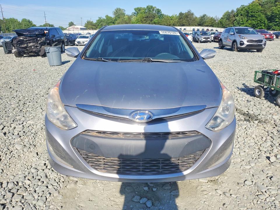 2015 Hyundai Sonata Hybrid მანქანა იყიდება აუქციონზე, vin: KMHEC4A49FA130461, აუქციონის ნომერი: 55670126