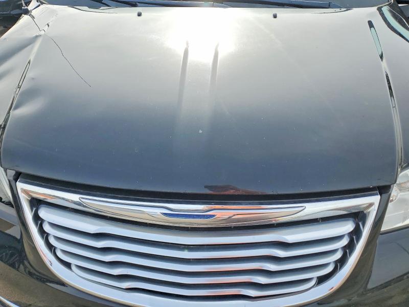 Продажа на аукционе авто 2015 Chrysler Town & Country, vin: 2C4RC1BG2FR727430, номер лота: 52420496