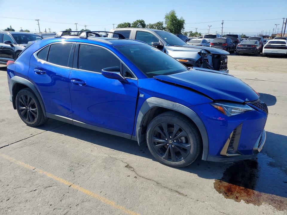 53073956 :رقم المزاد ، JTHY3JBH8K2017377 vin ، 2019 Lexus Ux 200 مزاد بيع