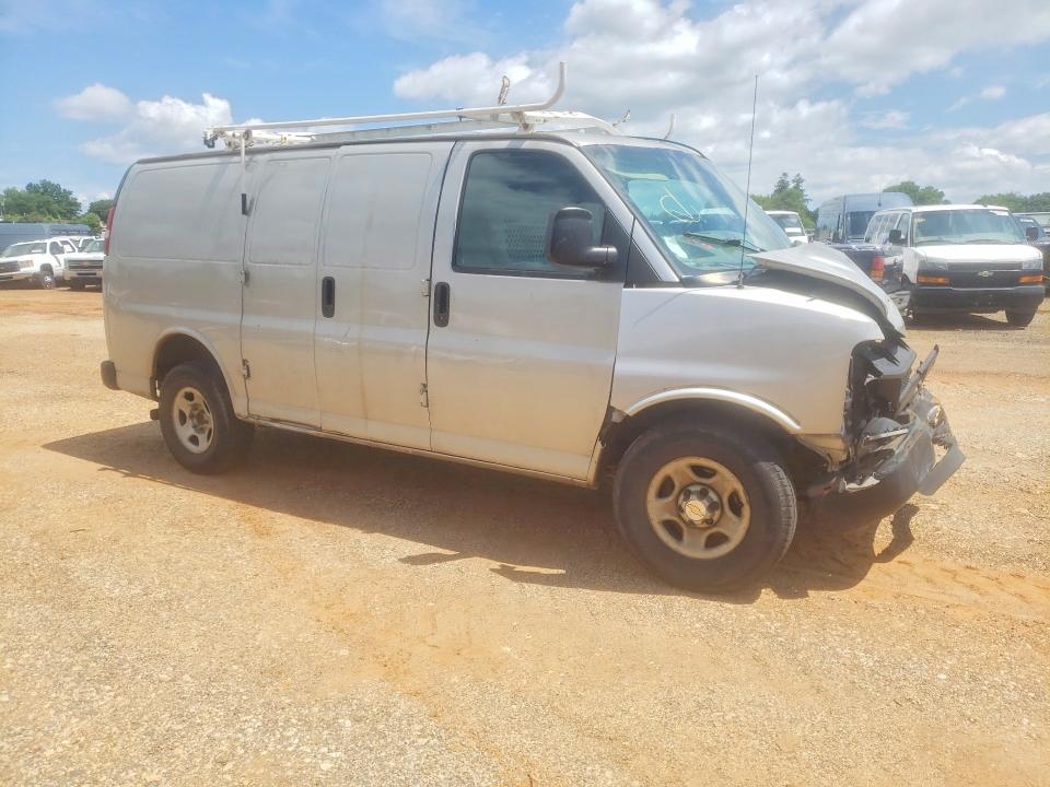 2005 Chevrolet Express G1500 მანქანა იყიდება აუქციონზე, vin: 1GCFG15X151215924, აუქციონის ნომერი: 53814426