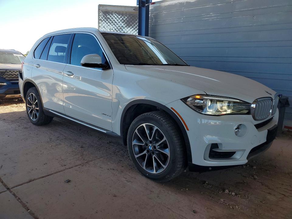 52193736 :رقم المزاد ، 5UXKR0C50F0K63134 vin ، 2015 Bmw X5 مزاد بيع