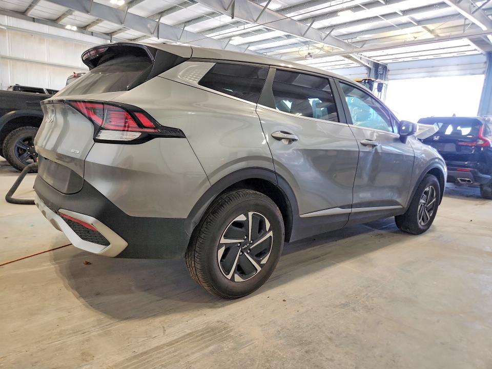 2023 Kia Sportage მანქანა იყიდება აუქციონზე, vin: KNDPUCAG4P7064379, აუქციონის ნომერი: 52013126