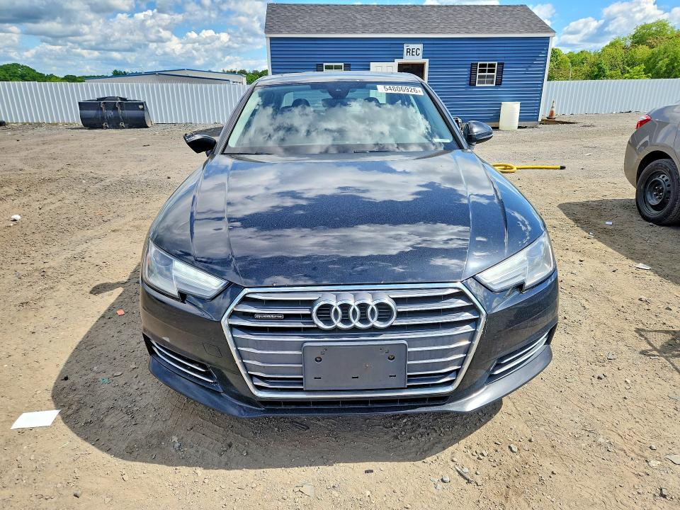 54806926 :رقم المزاد ، WAUANAF43HN052322 vin ، 2017 Audi A4 مزاد بيع