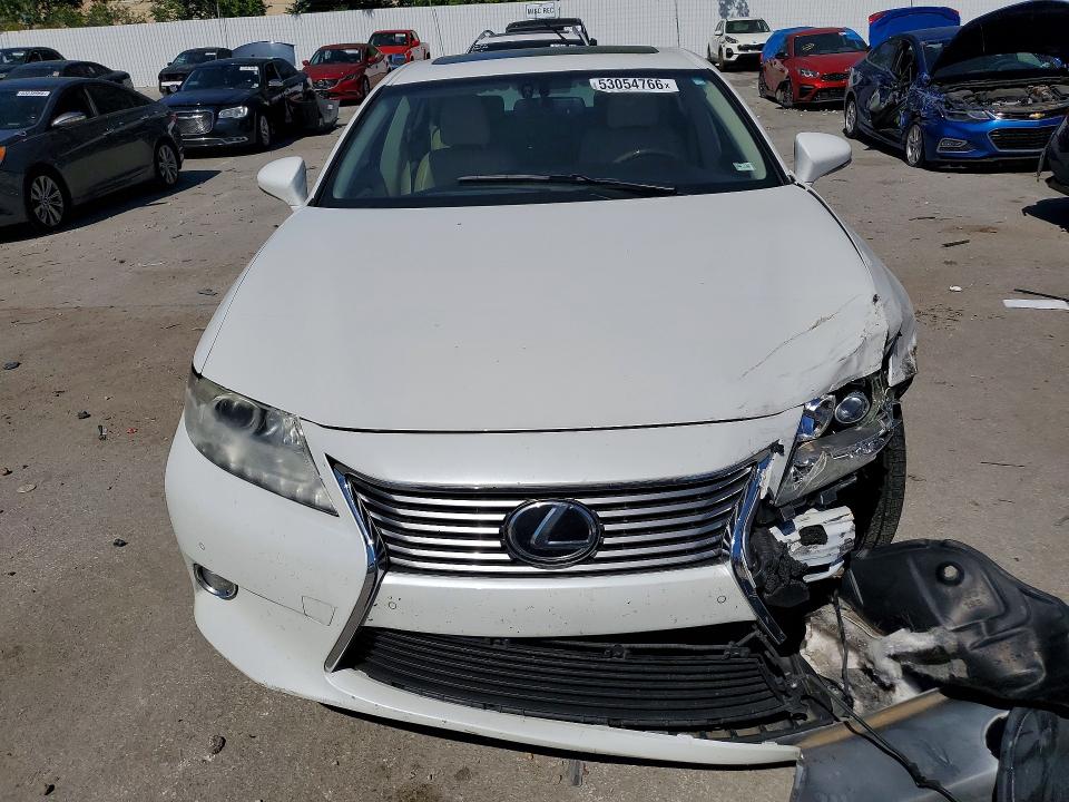 2013 Lexus Es მანქანა იყიდება აუქციონზე, vin: JTHBK1GG6D2045447, აუქციონის ნომერი: 53054766