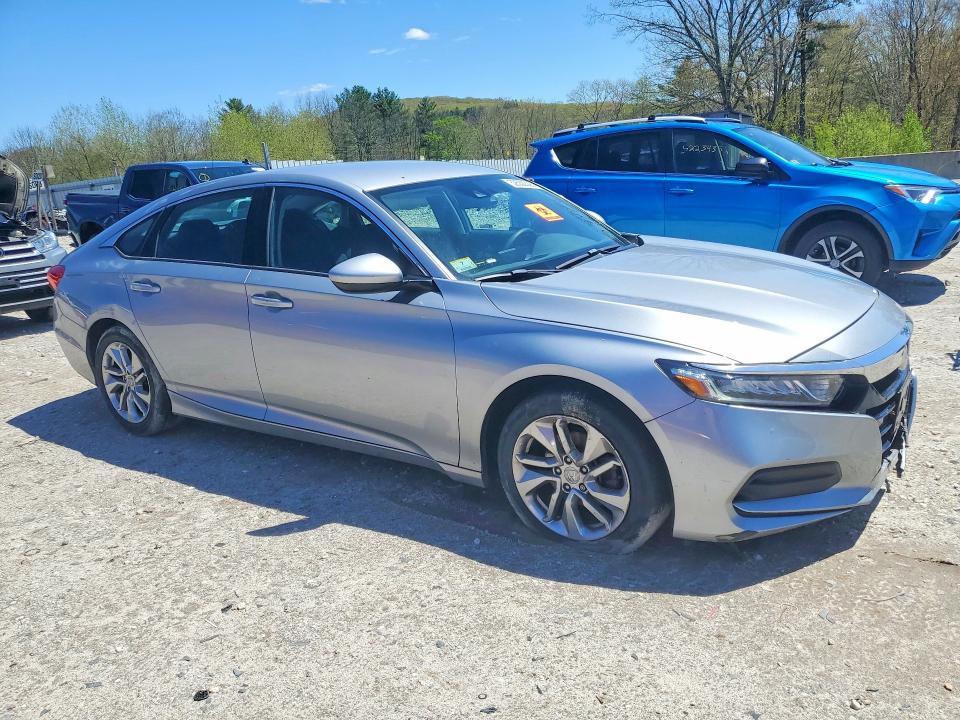 52530326 :رقم المزاد ، 1HGCV1F19JA156765 vin ، 2018 Honda Accord مزاد بيع