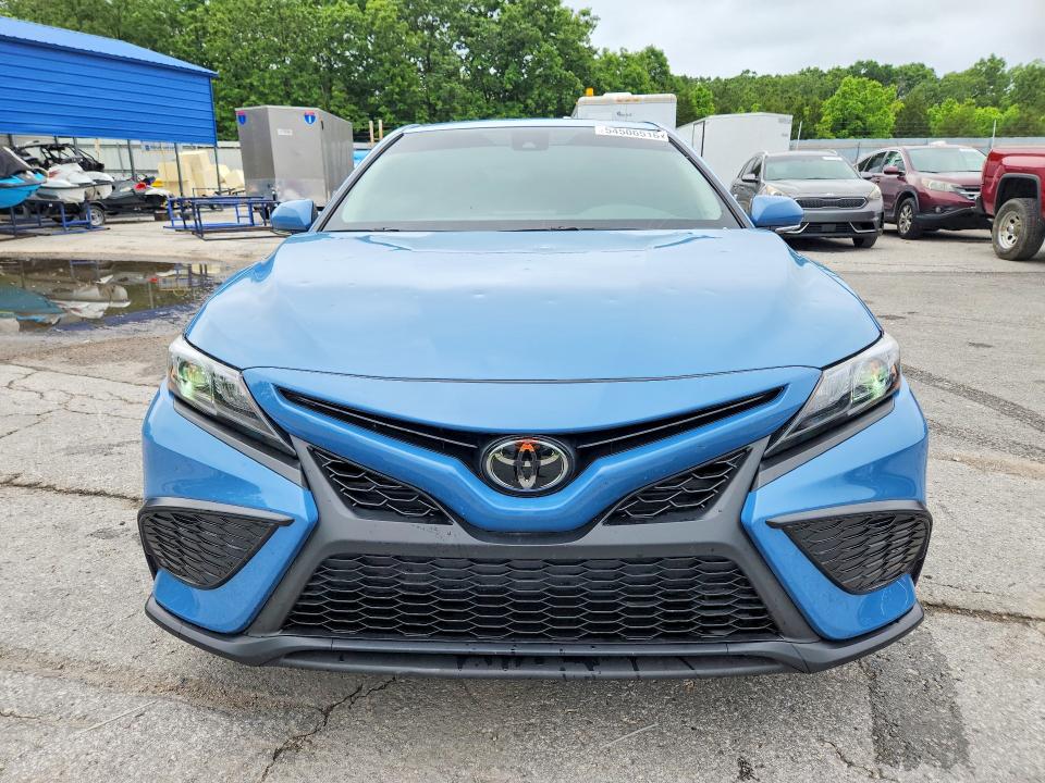 Продажа на аукционе авто 2023 Toyota Camry, vin: 4T1G11AK0PU116654, номер лота: 54506516