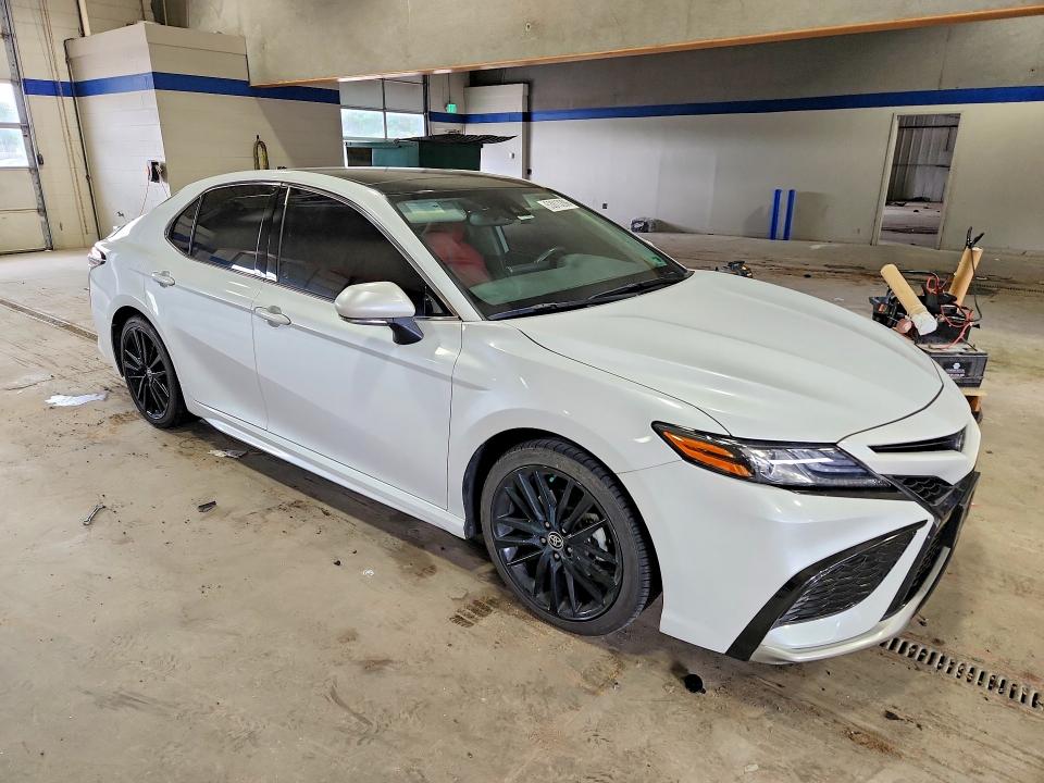 Продажа на аукционе авто 2023 Toyota Camry, vin: 4T1K61AK7PU728426, номер лота: 53913206