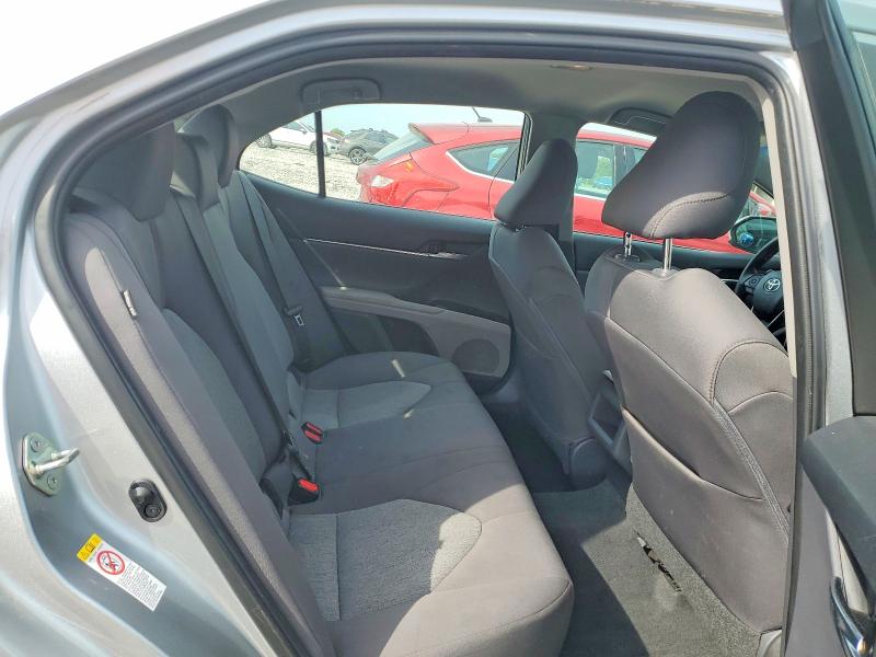 Продажа на аукционе авто 2018 Toyota Camry, vin: 4T1B11HK7JU641458, номер лота: 52468096