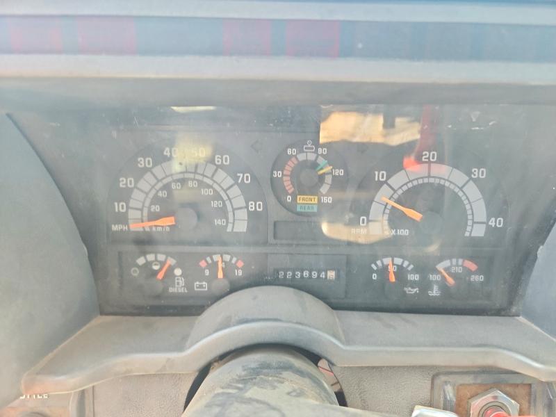 53670896 :رقم المزاد ، 1GDK7H1J8TJ512495 vin ، 1996 Gmc Topkick مزاد بيع