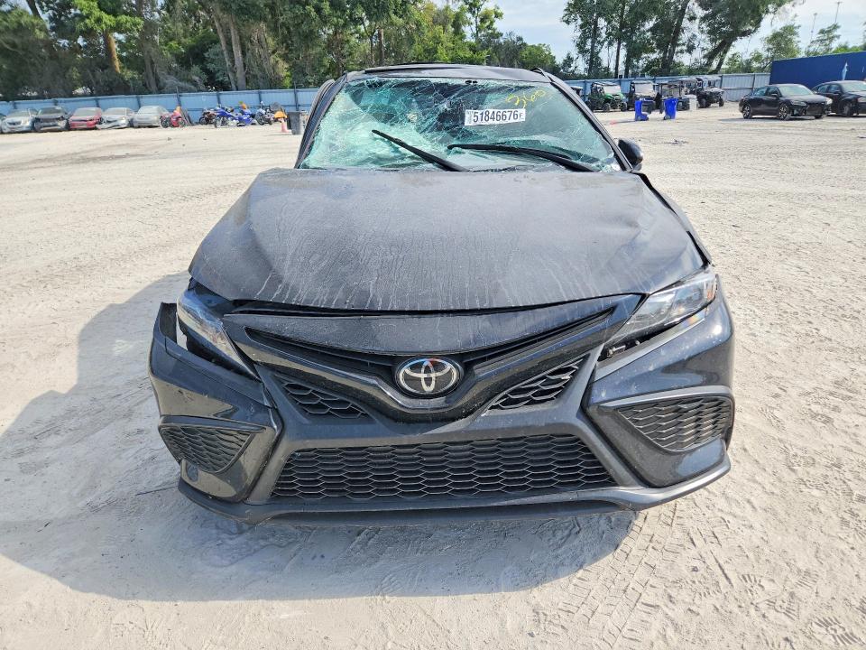 2024 Toyota Camry მანქანა იყიდება აუქციონზე, vin: 4T1G11AK3RU920031, აუქციონის ნომერი: 51846676