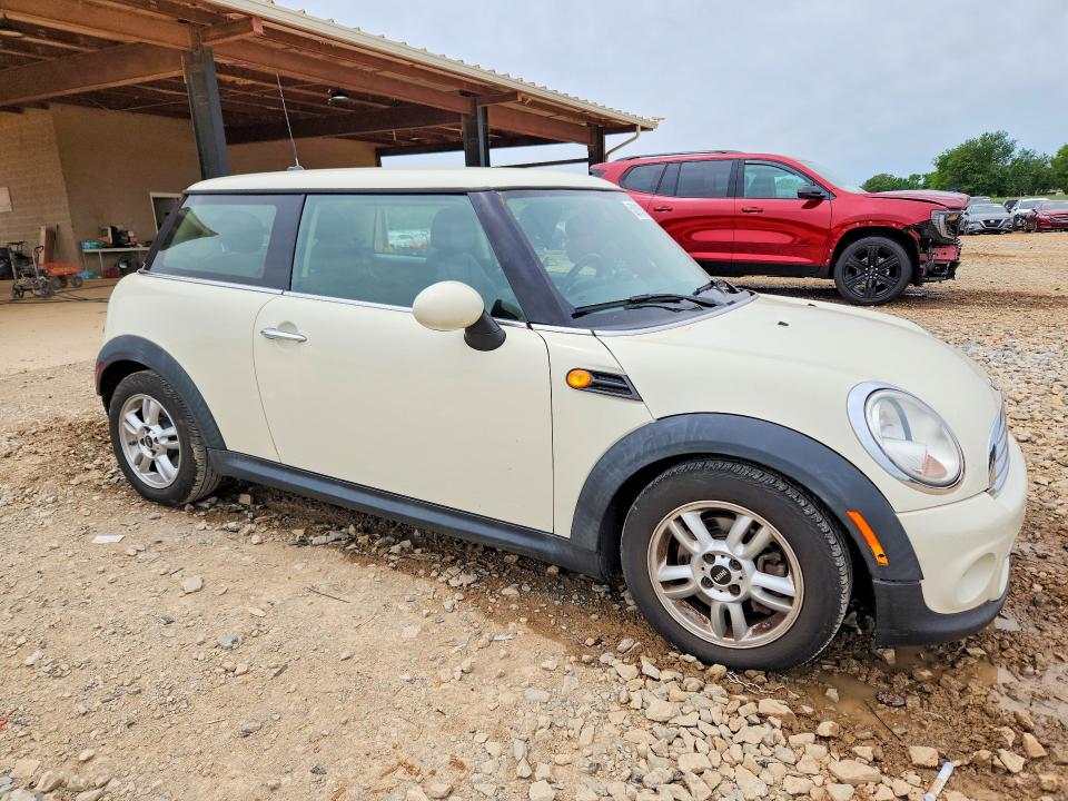 52013576 :رقم المزاد ، WMWSU3C55DT689766 vin ، 2013 Mini Cooper مزاد بيع