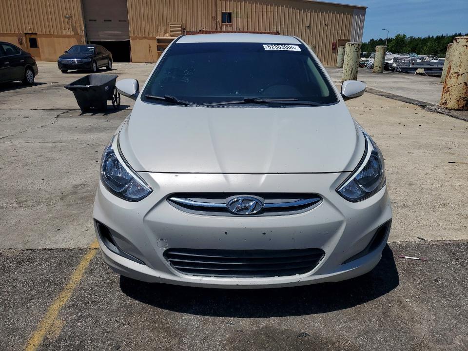 52303006 :رقم المزاد ، KMHCT4AE0HU190985 vin ، 2017 Hyundai Accent مزاد بيع
