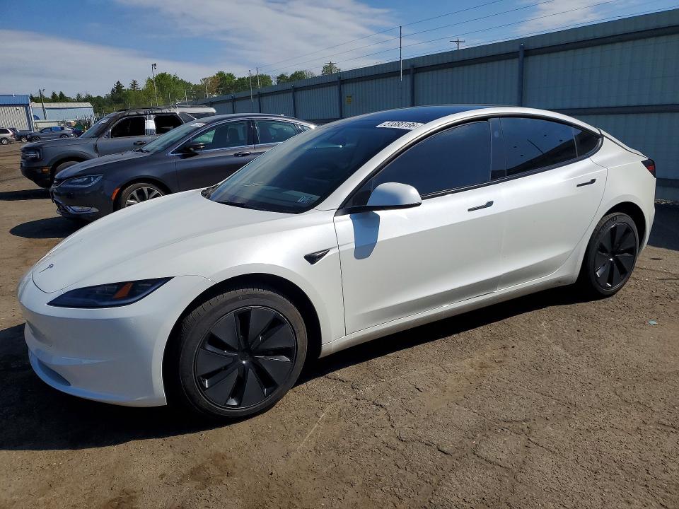 Продаж на аукціоні авто 2025 Tesla Model 3, vin: 5YJ3E1EAXSF046462, номер лоту: 51888166