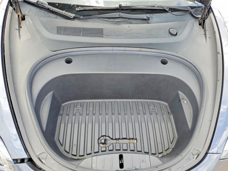 52348356 :رقم المزاد ، 5YJ3E1EA6NF372506 vin ، 2022 Tesla Model 3 مزاد بيع