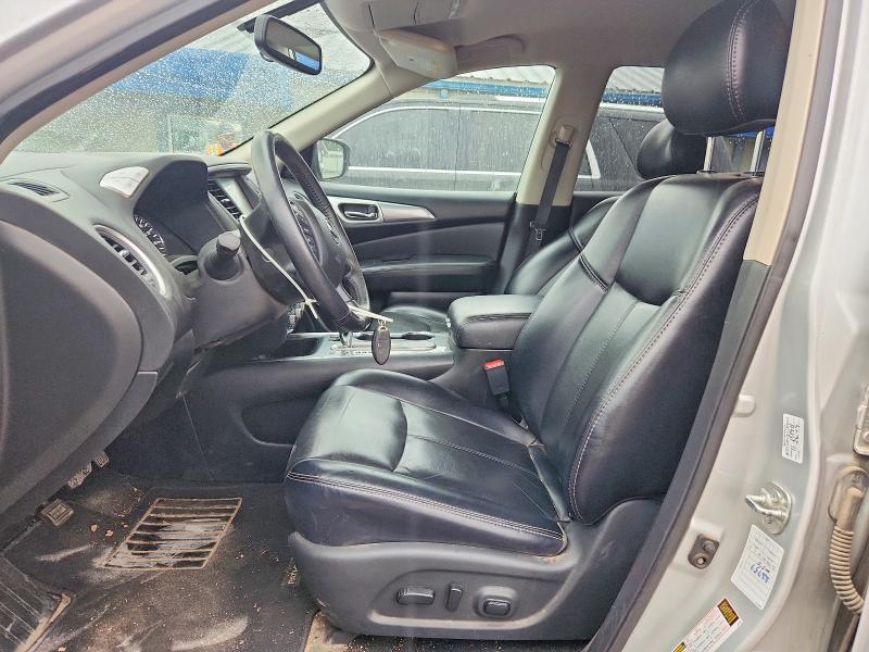 53231026 :رقم المزاد ، 5N1DR2MN5KC627976 vin ، 2019 Nissan Pathfinder مزاد بيع