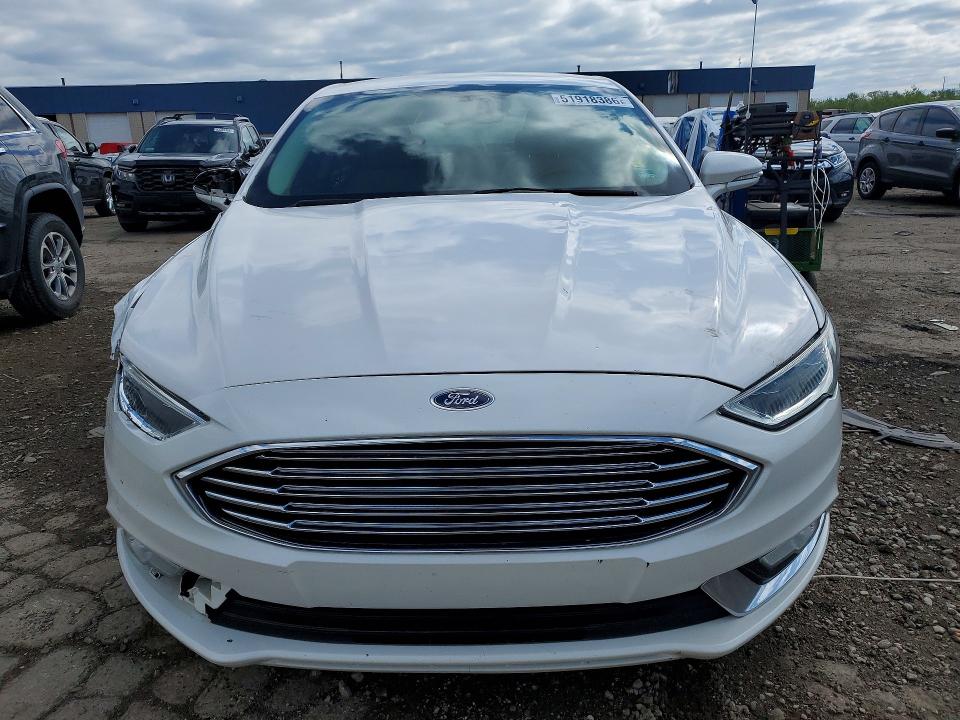 2017 Ford Fusion მანქანა იყიდება აუქციონზე, vin: 3FA6P0RU2HR359802, აუქციონის ნომერი: 51918386