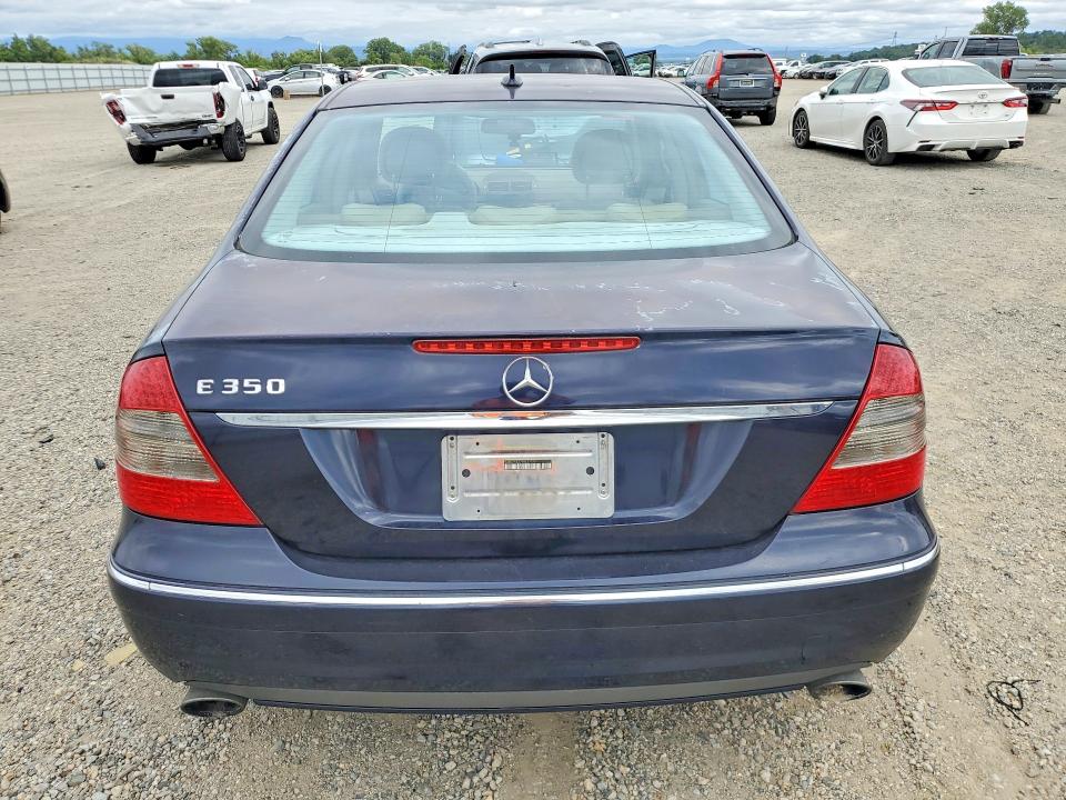 Продажа на аукционе авто 2009 Mercedes-benz E, vin: WDBUF56X79B432375, номер лота: 52237506