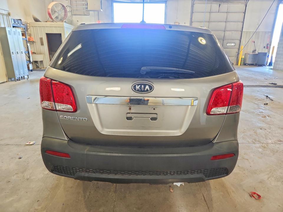 2011 Kia Sorento მანქანა იყიდება აუქციონზე, vin: 5XYKTCA19BG019457, აუქციონის ნომერი: 53256676