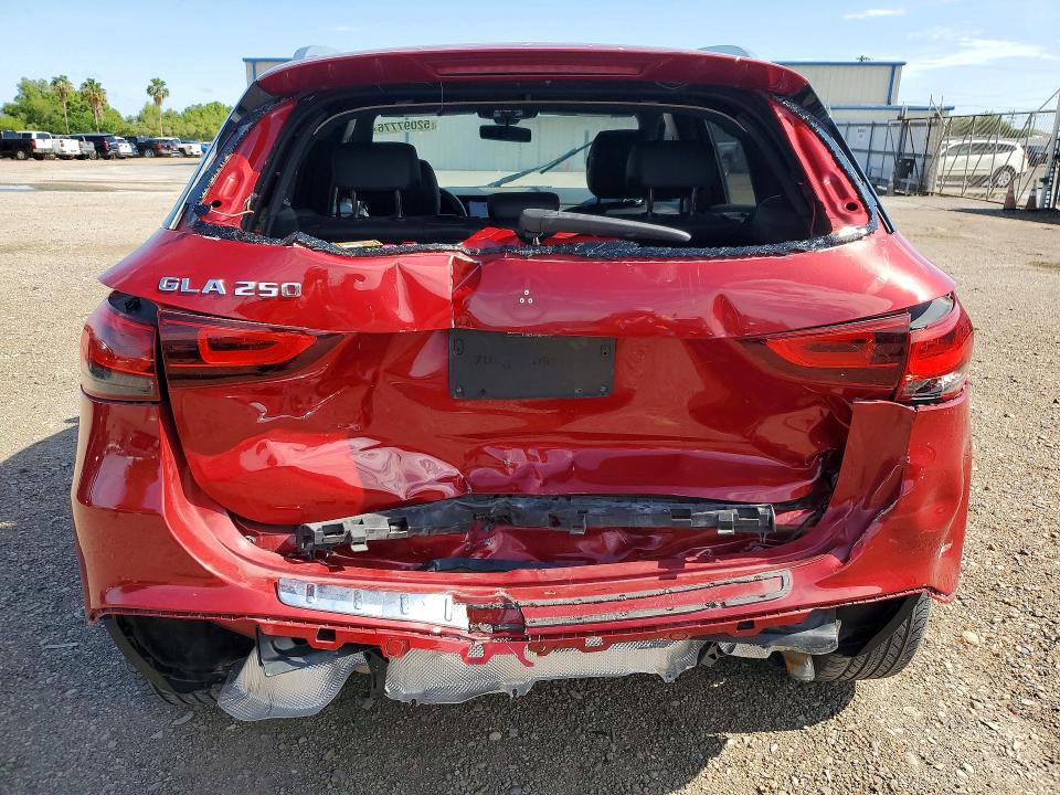 52097776 :رقم المزاد ، W1N4N4GB4MJ220414 vin ، 2021 Mercedes-benz Gla مزاد بيع