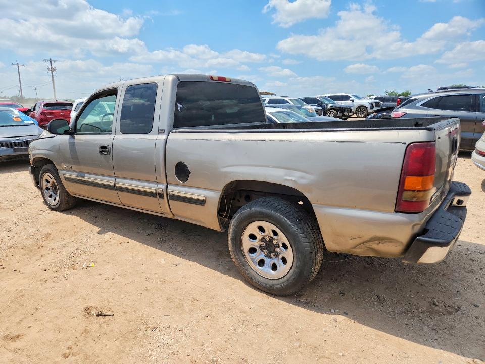 53026676 :رقم المزاد ، 2GCEC19V621272772 vin ، 2002 Chevrolet Silverado مزاد بيع