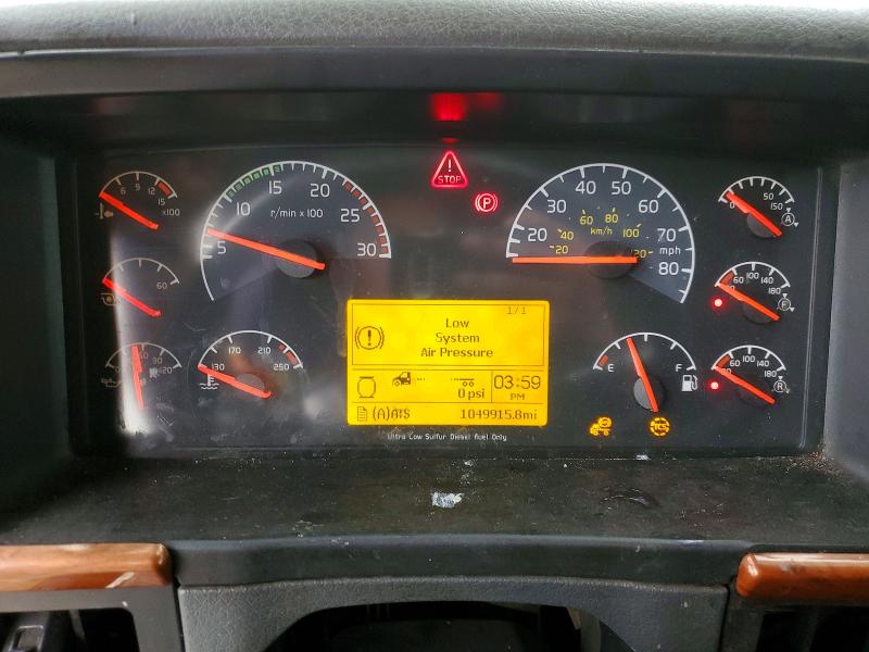 2011 Volvo Vn მანქანა იყიდება აუქციონზე, vin: 4V4NC9EG7BN293851, აუქციონის ნომერი: 53843386