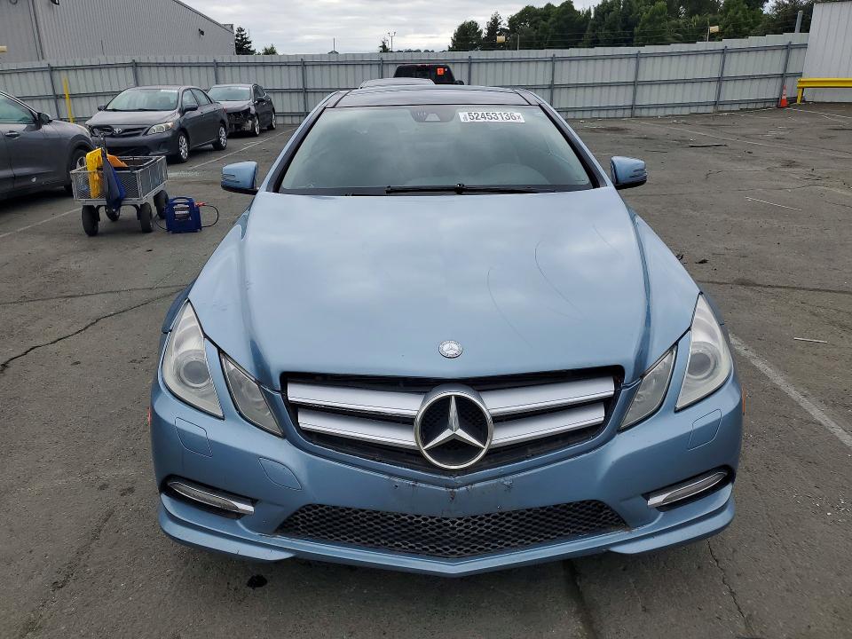 Продажа на аукционе авто 2012 Mercedes-benz E, vin: WDDKJ7DB9CF163912, номер лота: 52453136