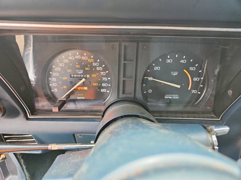 1982 Chev Corvette მანქანა იყიდება აუქციონზე, vin: 1G1AY8782C5113830, აუქციონის ნომერი: 52156186