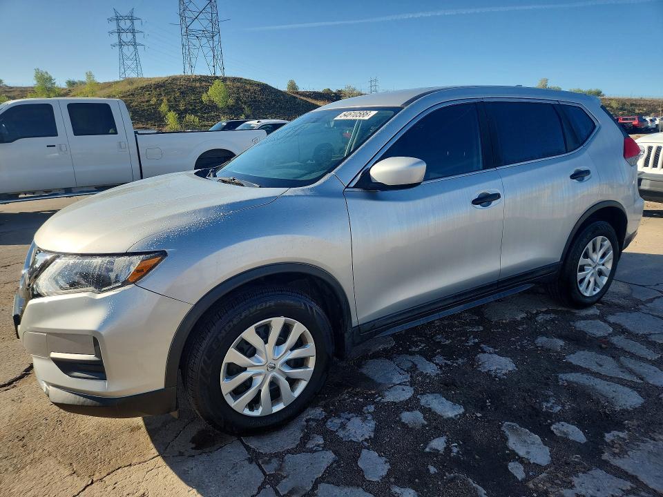 54610586 :رقم المزاد ، KNMAT2MVXHP587811 vin ، 2017 Nissan Rogue مزاد بيع