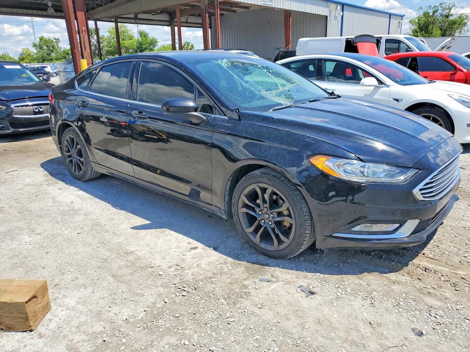 53711966 :رقم المزاد ، 3FA6P0H79JR174826 vin ، 2018 Ford Fusion مزاد بيع