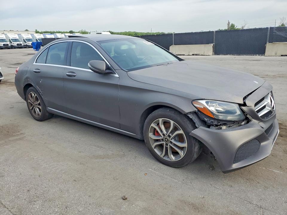 Продаж на аукціоні авто 2017 Mercedes-benz C, vin: 55SWF4KB7HU226109, номер лоту: 52653276