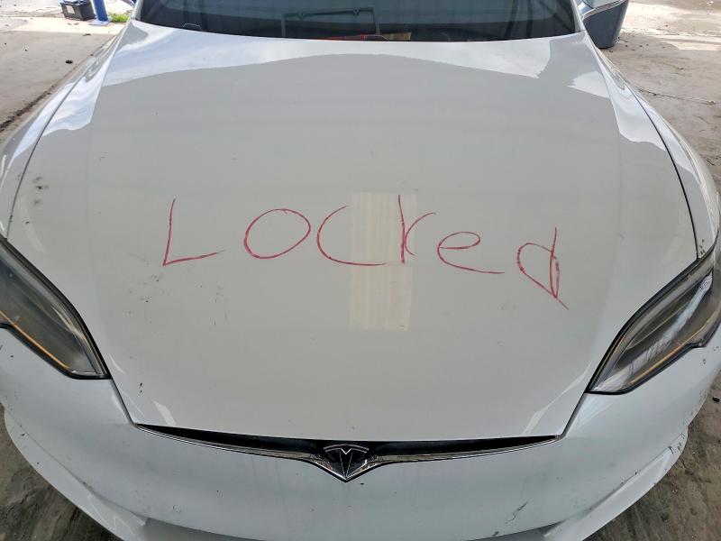 2018 Tesla Model S მანქანა იყიდება აუქციონზე, vin: 5YJSA1E40JF251918, აუქციონის ნომერი: 54820196