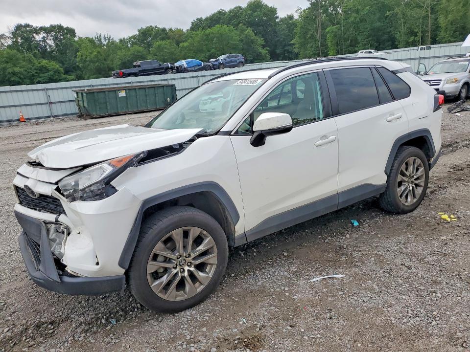 Auction sale of the 2019 Toyota Rav4, vin: 2T3C1RFV9KC031765, lot number: 54841586